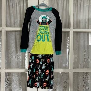 😉Bundle Days😉 Boys Carters Alien Pajamas PJS Jammies Soft Pants Green Gray Black
